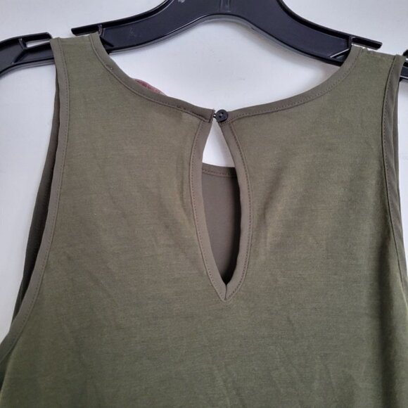 Loft Sleeveless Keyhole Button Back Green Silky Smooth Tank Blouse Top Size XS - Picture 6 of 10